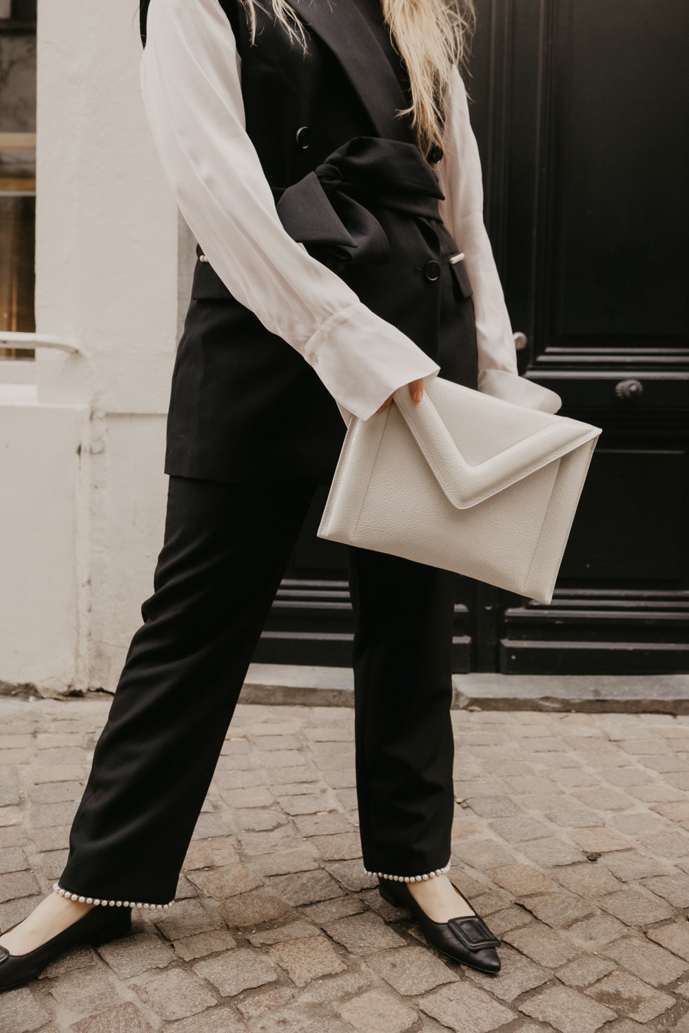 Mieke Dierckx - M-clutch Pearl - €285