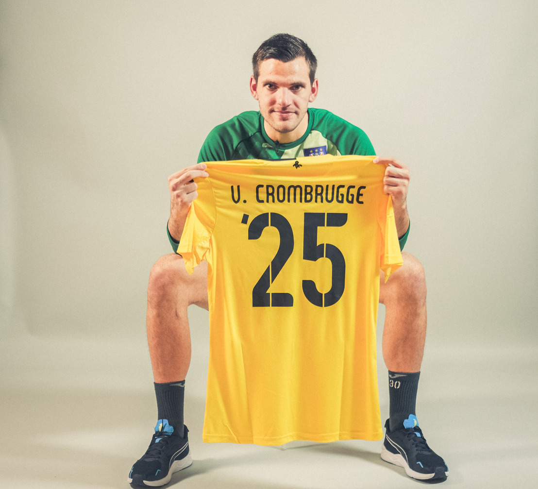 Hendrik Van Crombrugge extends his contract at RSC Anderlecht