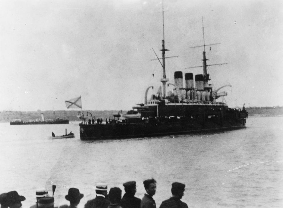 AKG180142 Mutiny on the battle cruiser “Potemkin” outside Odessa, 28 June, 1905 ©akg-images