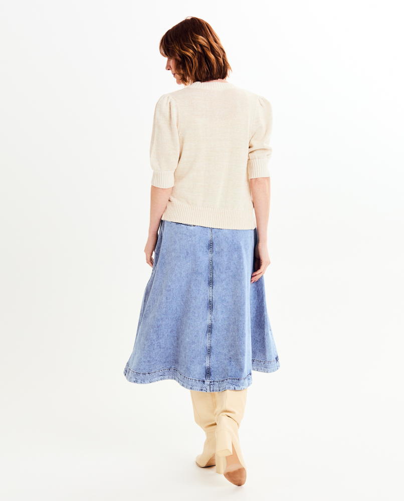 306961WTM 4 JBC X Dina Tersago SS25 39,95EUR