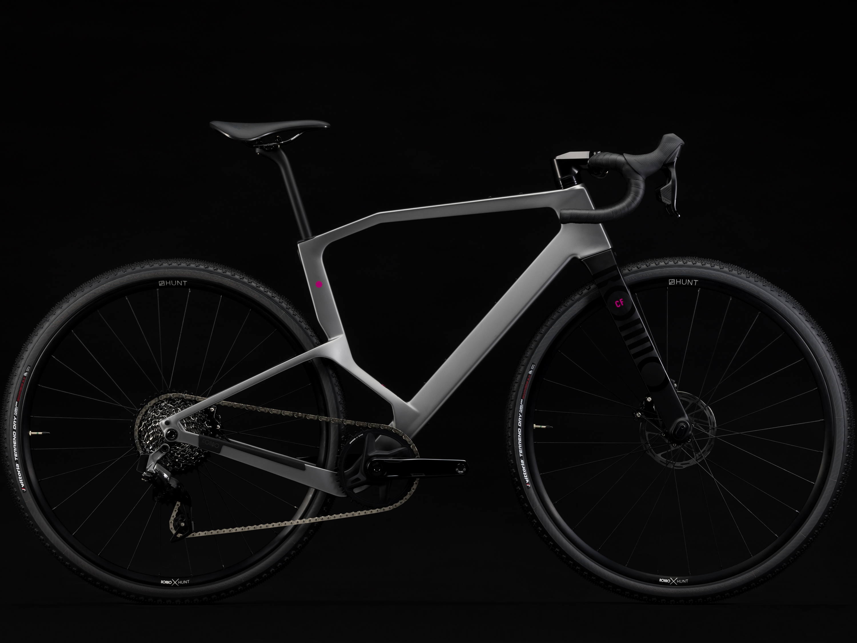 RONDO launches the new RUUT CF GEN 2: No gravel left unridden