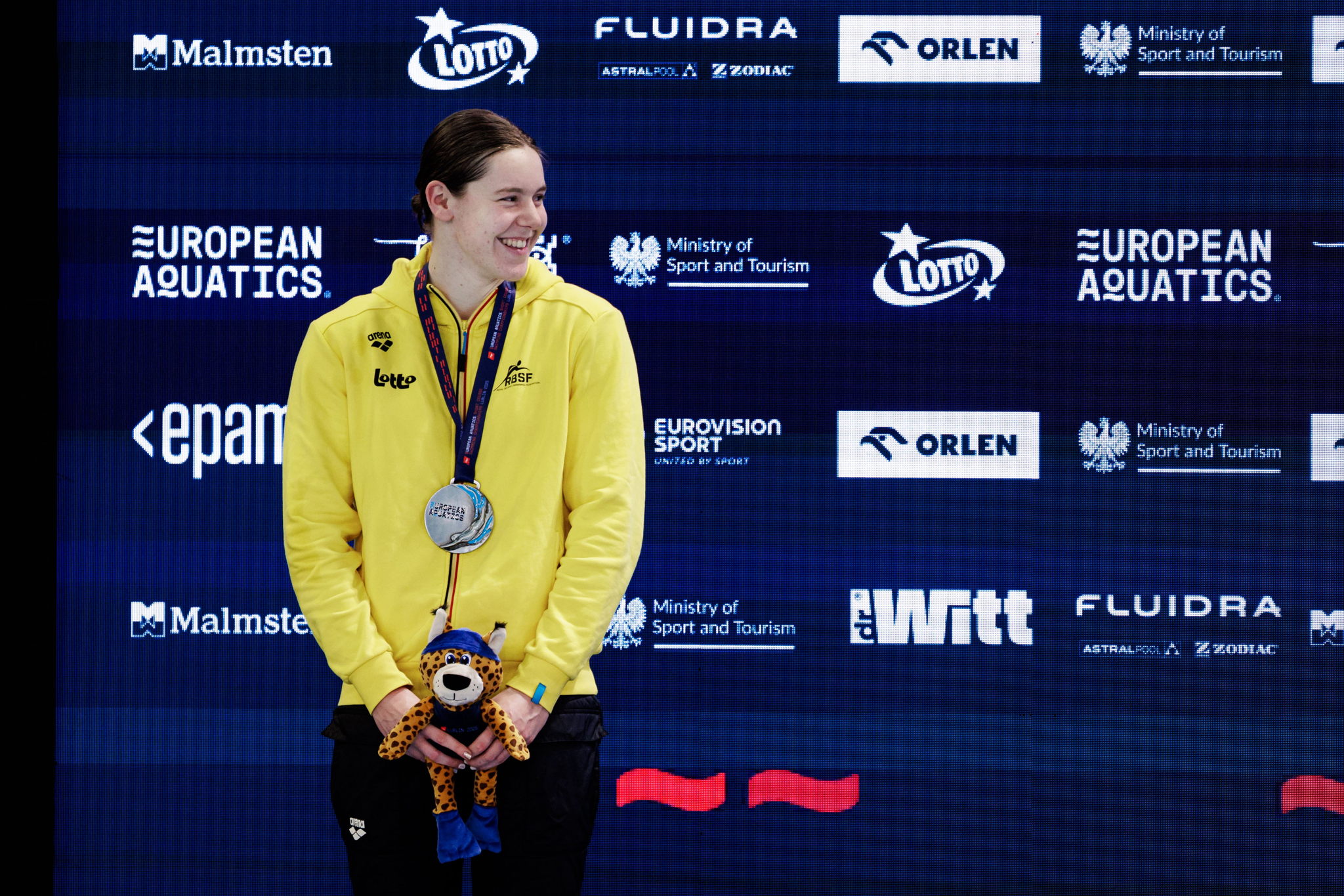 European Short-Course Championships: Roos Vanotterdijk wins silver in the 50m butterfly with a new Belgian record