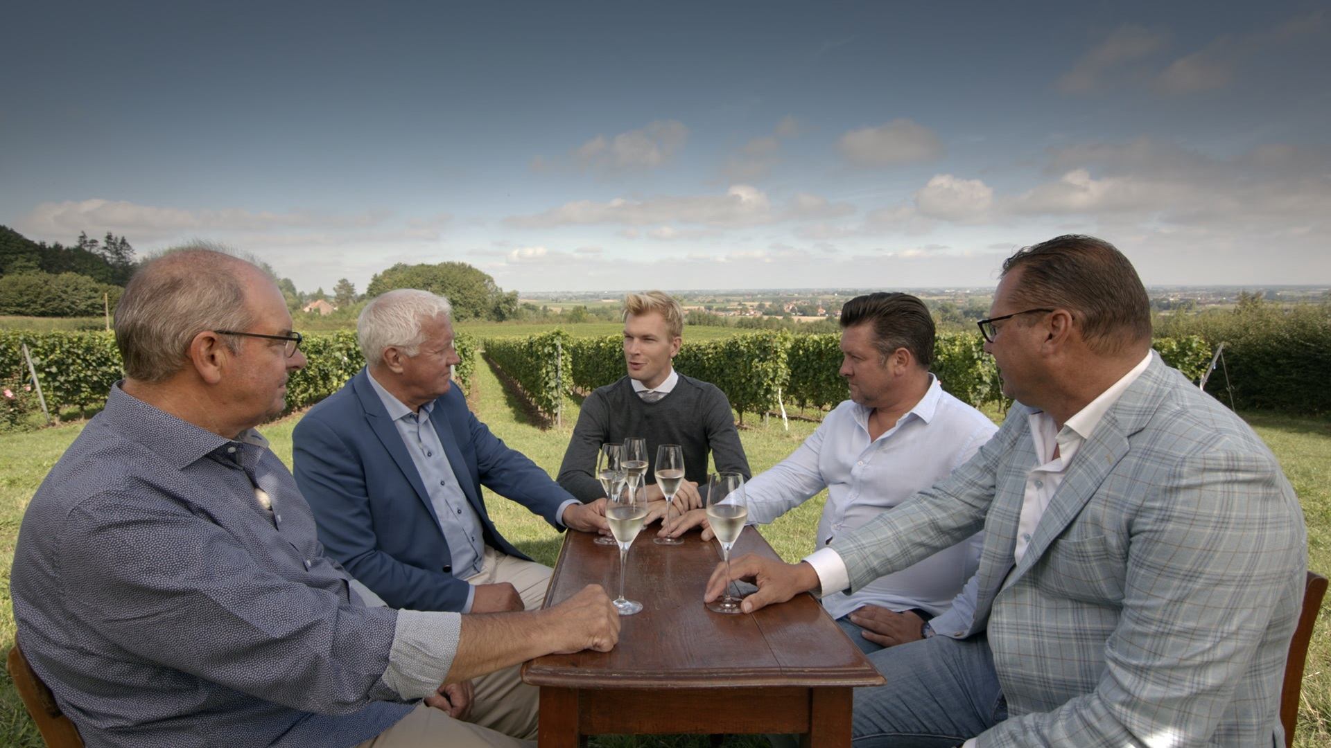 Dirk Nachtergaele, Patrick Lefevere, Ruben Van Gucht, Nico Matan, Wilfried Peeters – © Deklat Binnen Dirk Nachtergaele, Patrick Lefevere, Ruben Van Gucht, Nico Matan, Wilfried Peeters – © Deklat Binnen