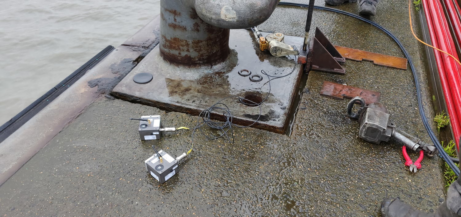 Bollard Monitor from Zensor - digital sensor and dashboard that permanently measures and visualises tension