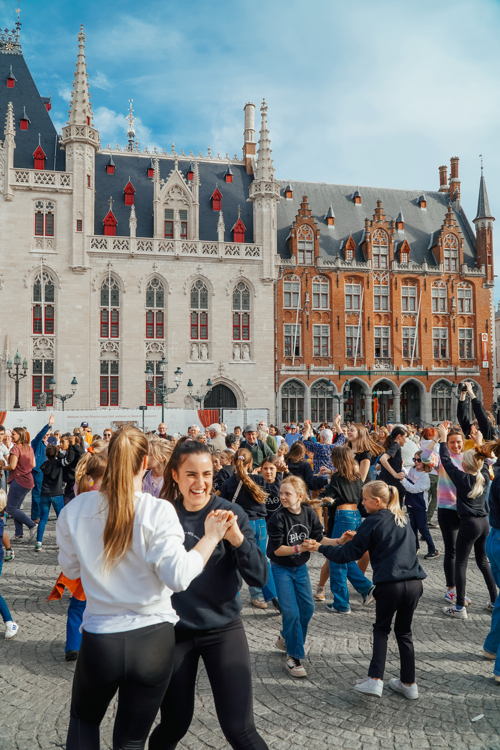 Iedereen klassiek 2022: Iedereen danst op de Brugse Markt – © VRT