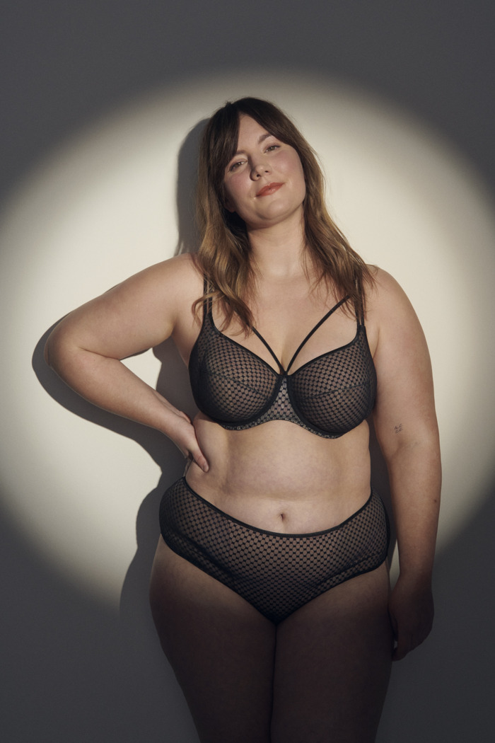 Fans Show Off the PrimaDonna Effect and the Lingerie Looks for SS24