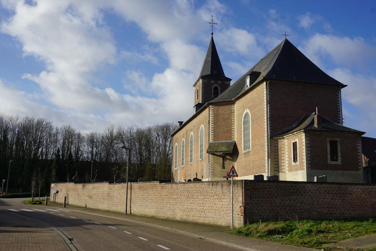 Kerk Oorbeek: buitenkant