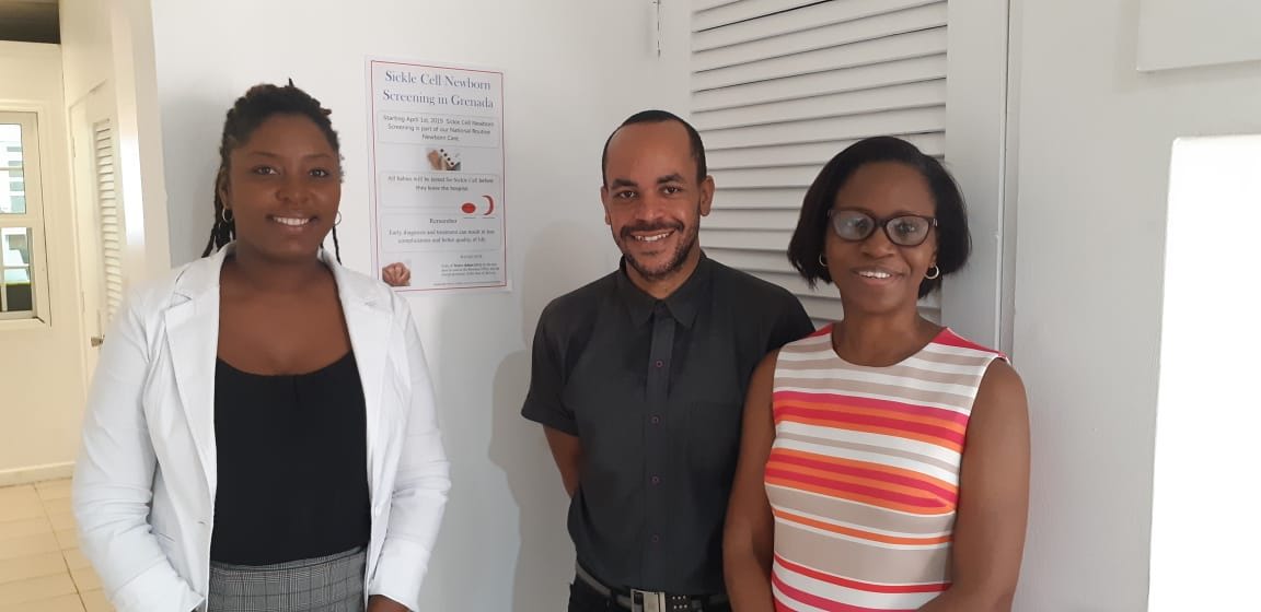 Mission à Grenade. De gauche à droite : Dr. Josan BRATHWAITE,  médecin néonatal, Dr. Darville RAYE et Dr. Tyhiesia DONALD, pédiatres.