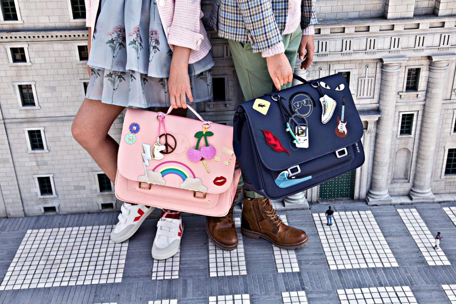 JeunePremier_SS21_2ItbagMidiLadyGadgetPink_Itd21159_ItbagMidiMr.Gadget_Itd21169_149.9EUR