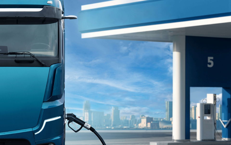 En intégrant la solution CarPay-Diem, ZF Aftermarket apporte une transparence des coûts de carburant et renforce l'efficacité opérationnelle des gestionnaires de flotte.