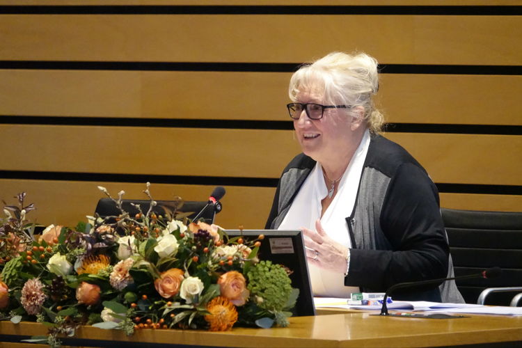 Linda Van den Eede, raadsvoorzitter