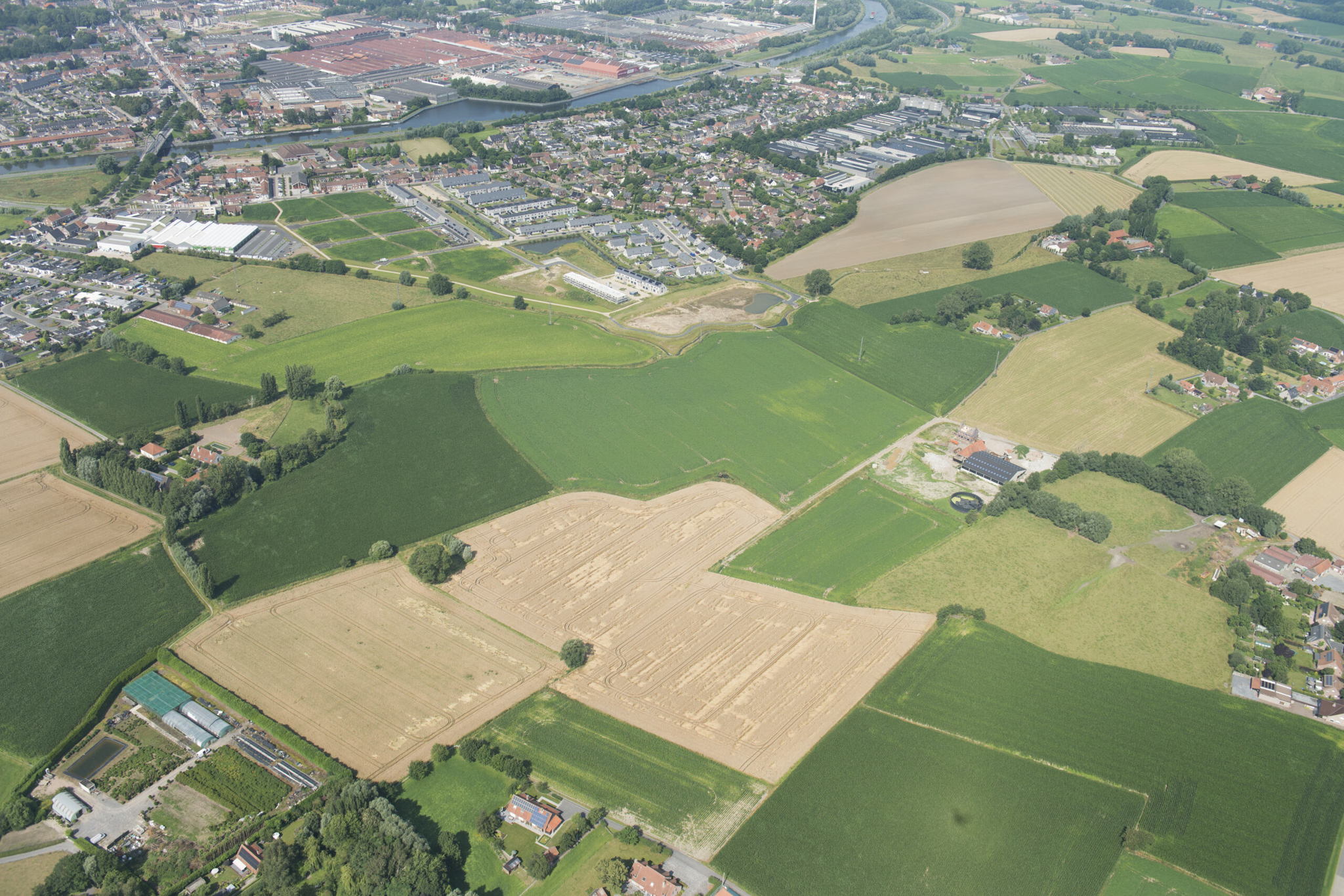 Zicht op Deerlijk en de Slijpbeek © Henderyckx Fotografie