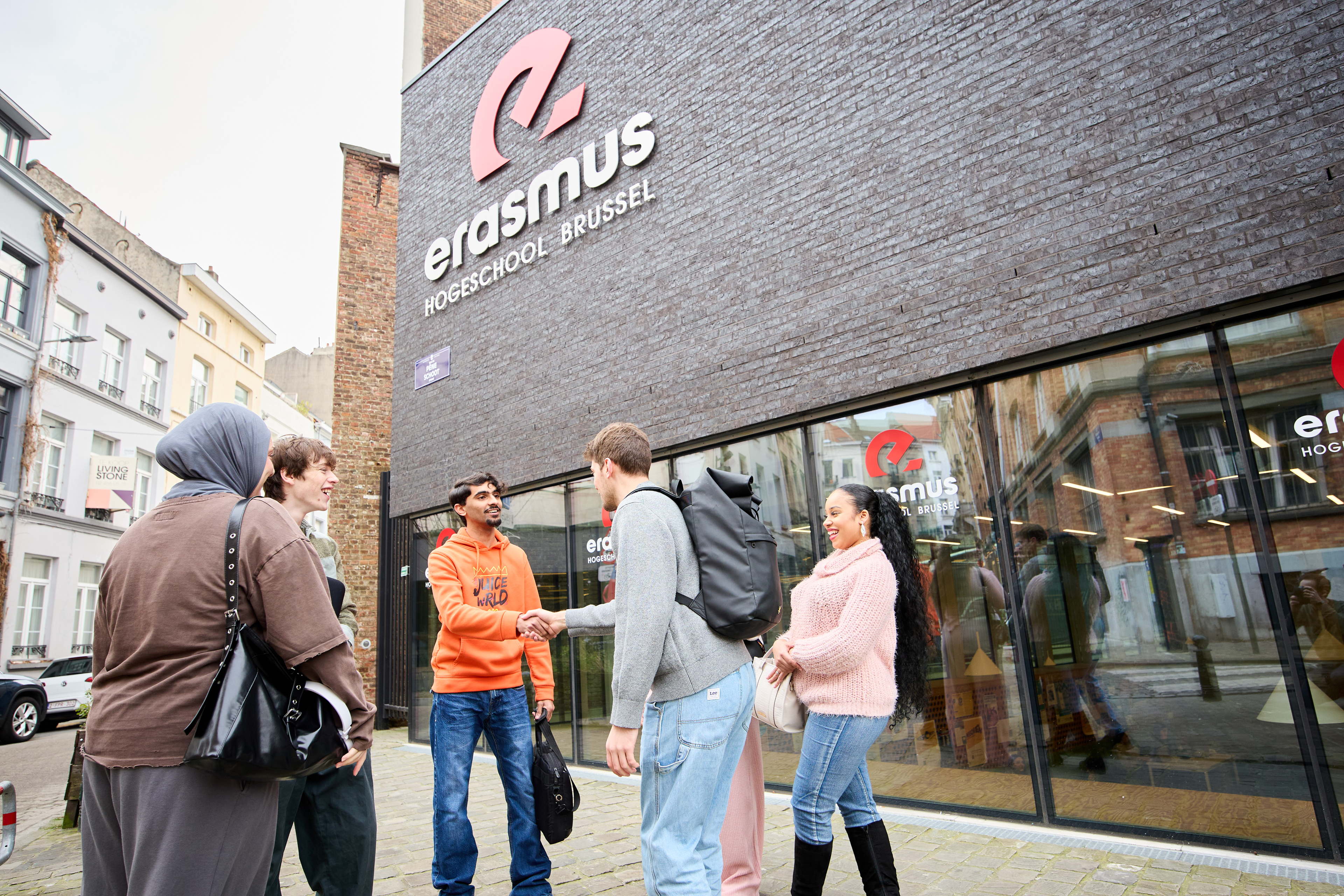 Erasmushogeschool Brussel slaagt met glans voor de instellingsreview van de NVAO
