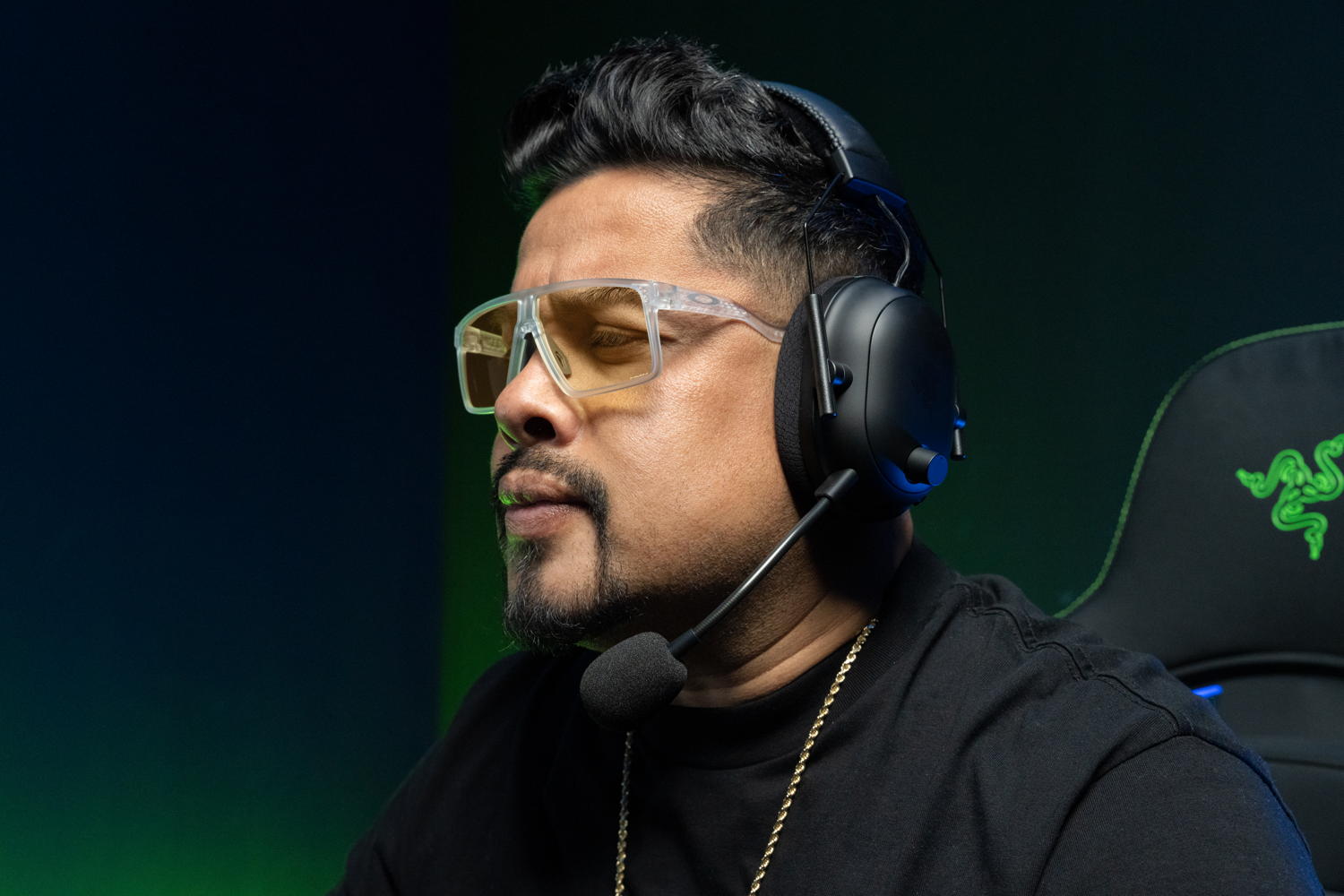 OAKLEY 2023 GAMING COLLECTION - CAMPAIGN IMAGE (4)
