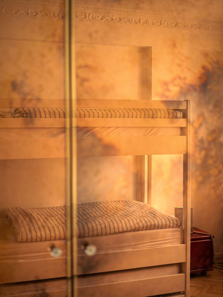 23  Paradis Apartment  © Micha Pycke