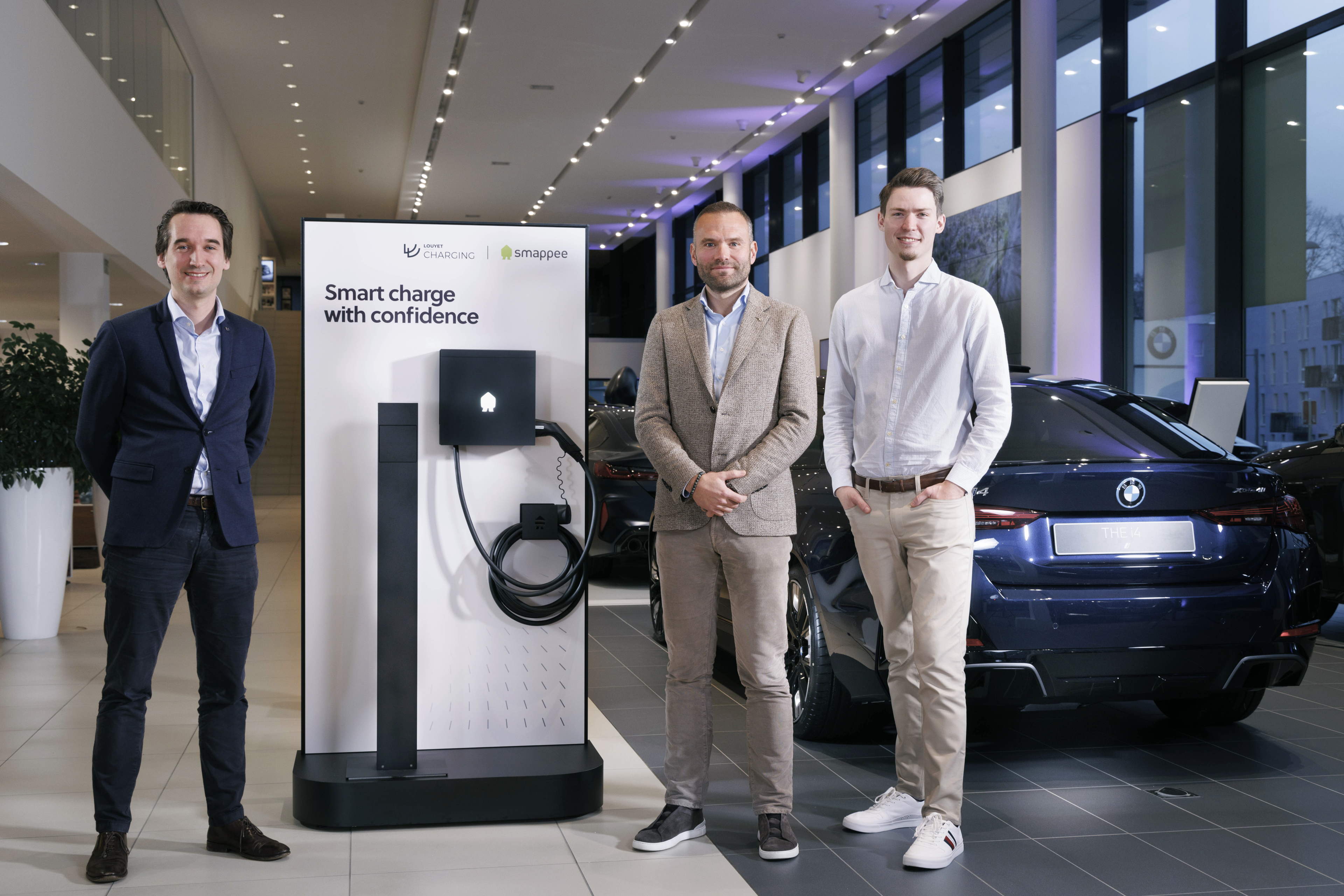 Le groupe Louyet opte pour les bornes de recharge belges Smappee pour la vente de ses voitures électriques.