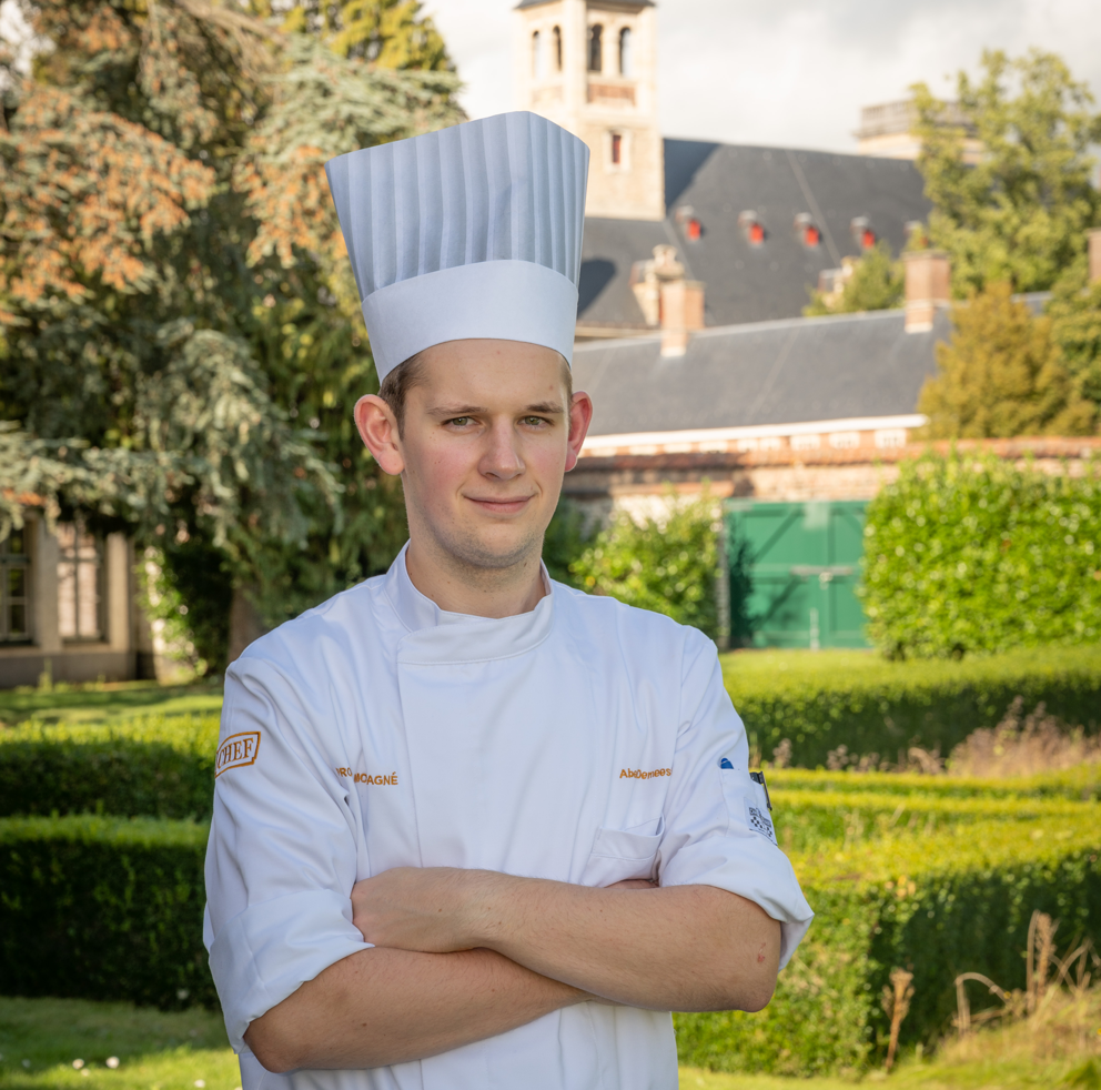 Abel Demeestere (22) uit Heverlee mag zich voortaan 'Eerste kok van België 2022' noemen