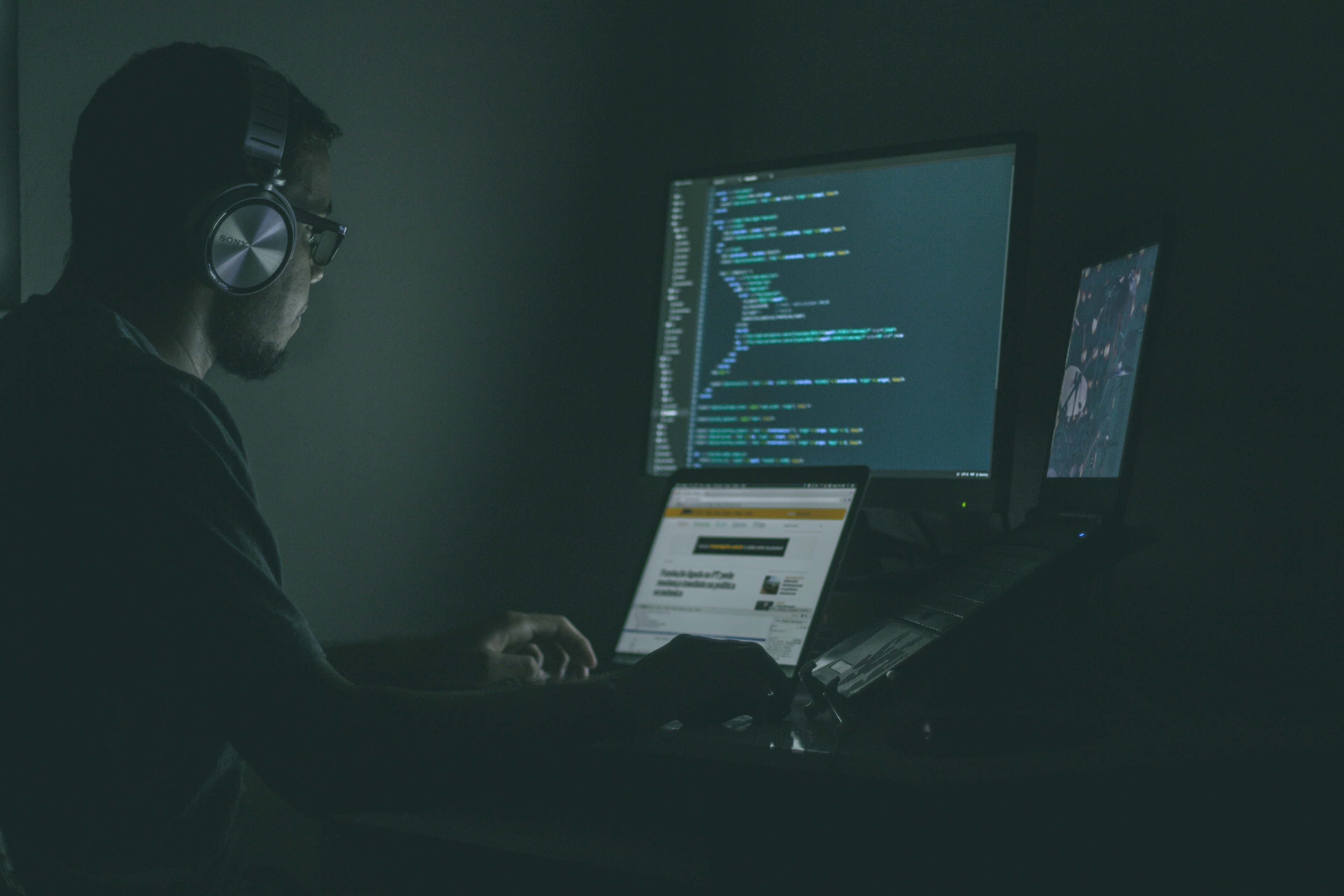 Retail, la segunda vertical más atacada por ransomware en 2021: Sophos