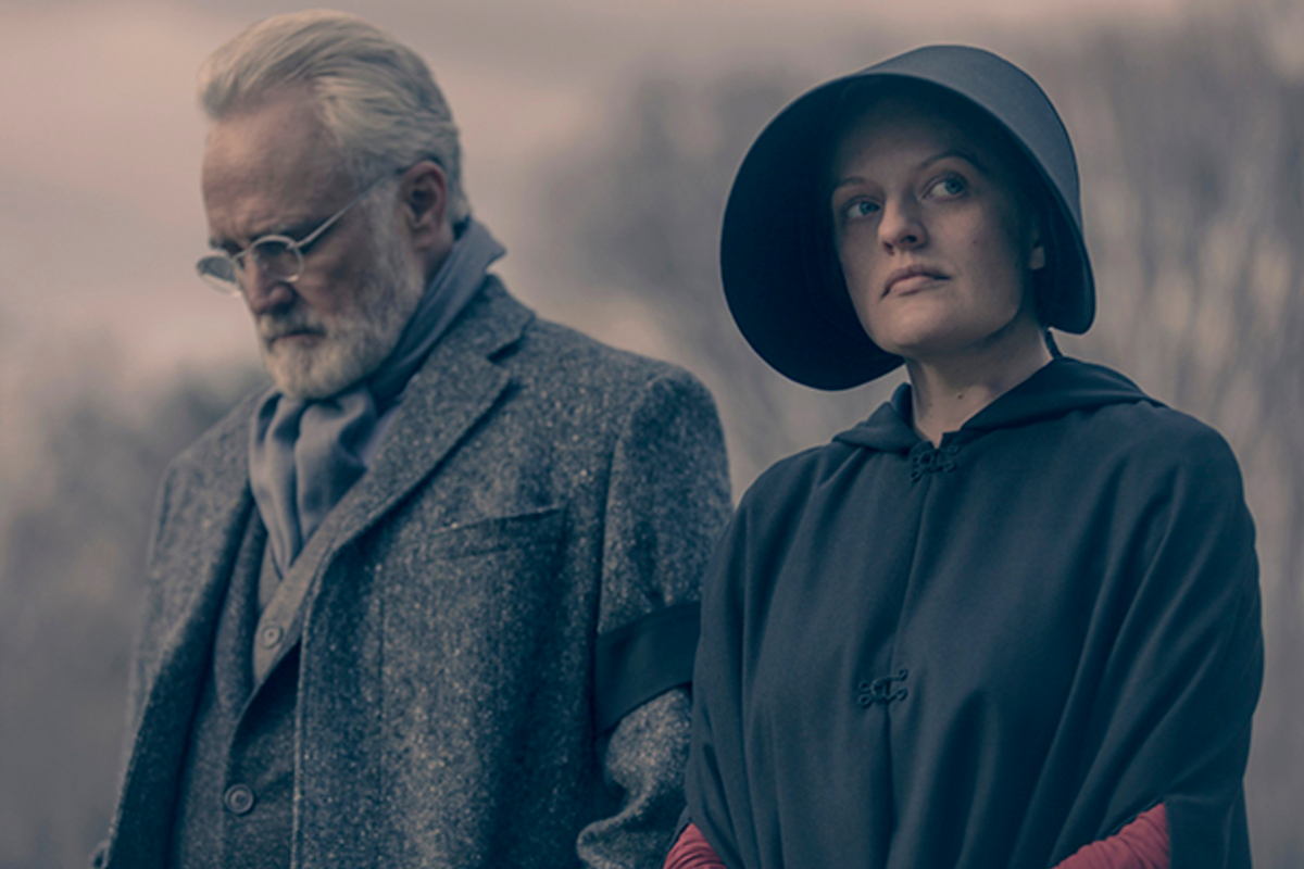 Commander Joseph Lawrence en June - (c) Hulu
