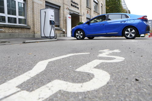 Hyundai IONIQ plug-in hybrid