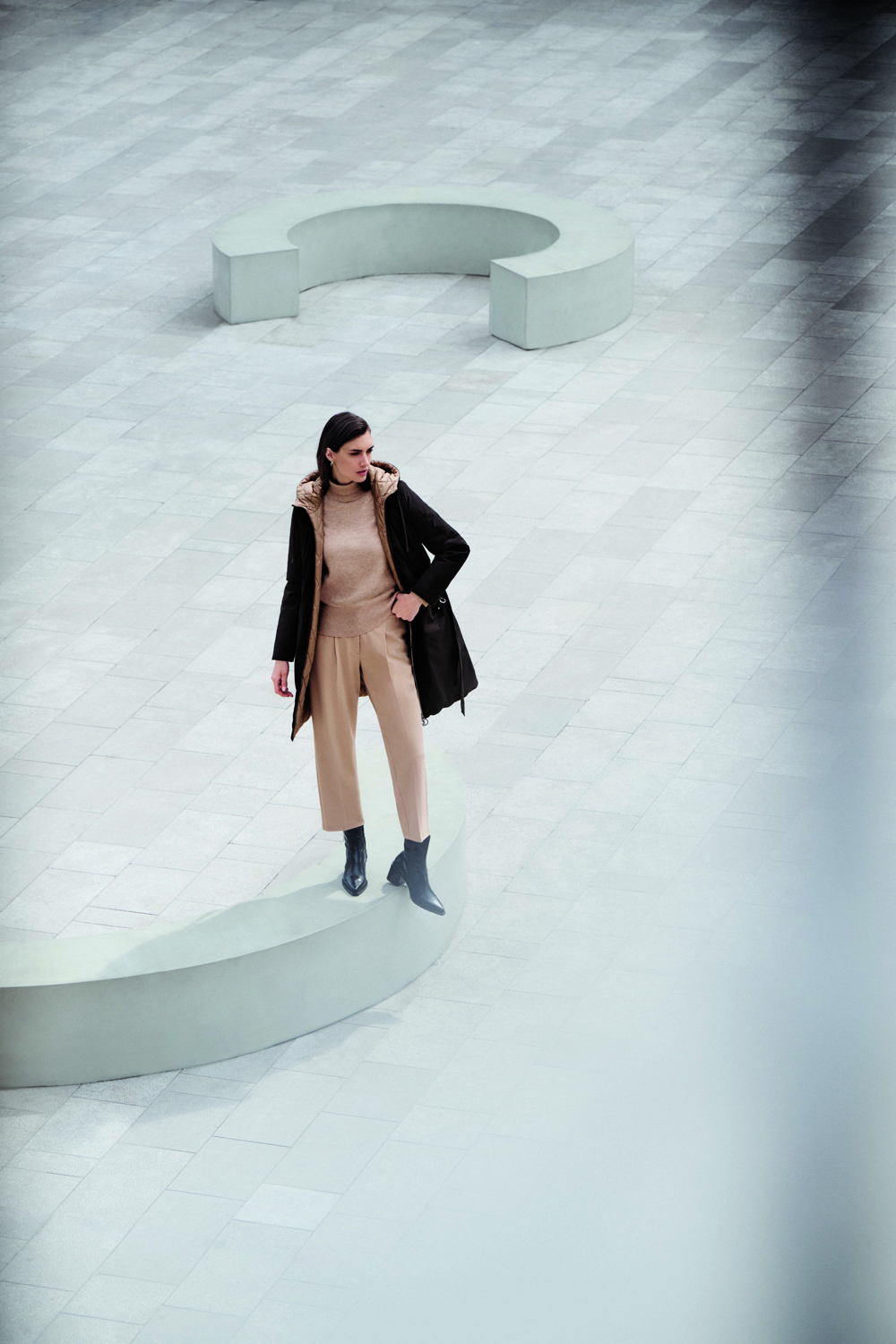Betty Barclay_fall_winter_2024_original_BB_37_FW24_50x70_39L