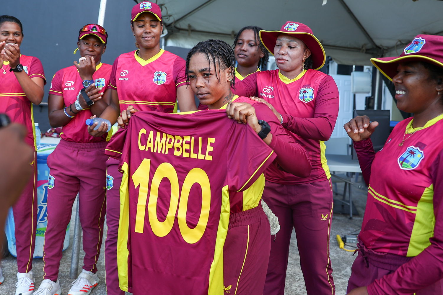Shemaine Campbelle with jersey celebrating 100th ODI