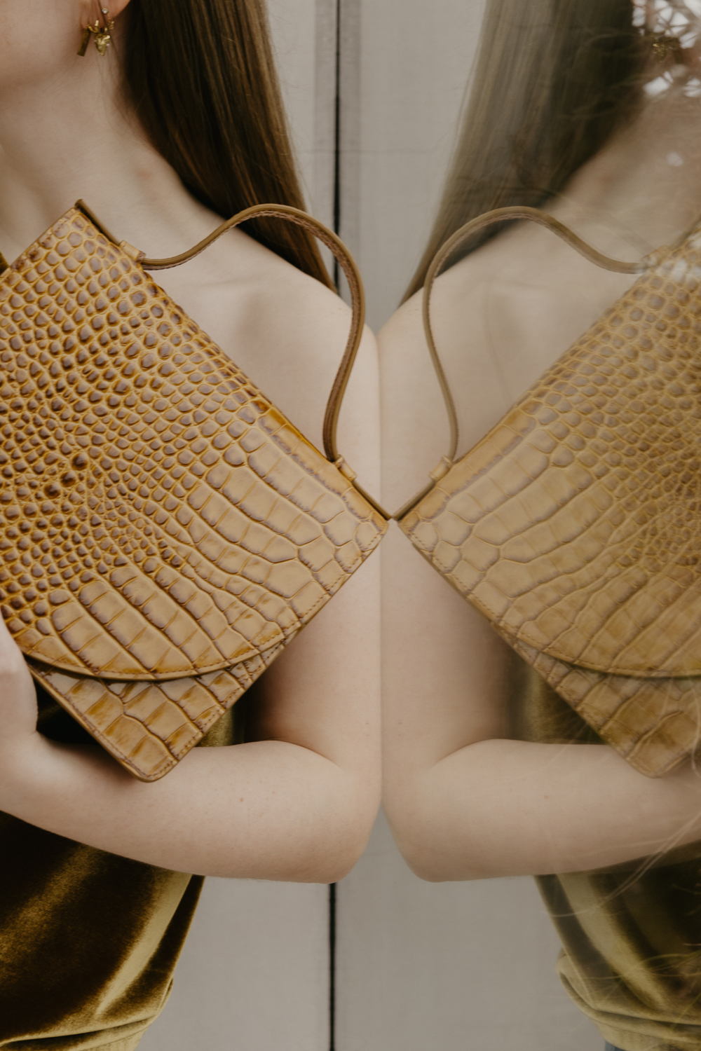 Mieke Dierckx_mini briefcase walnut croco €475 (2)