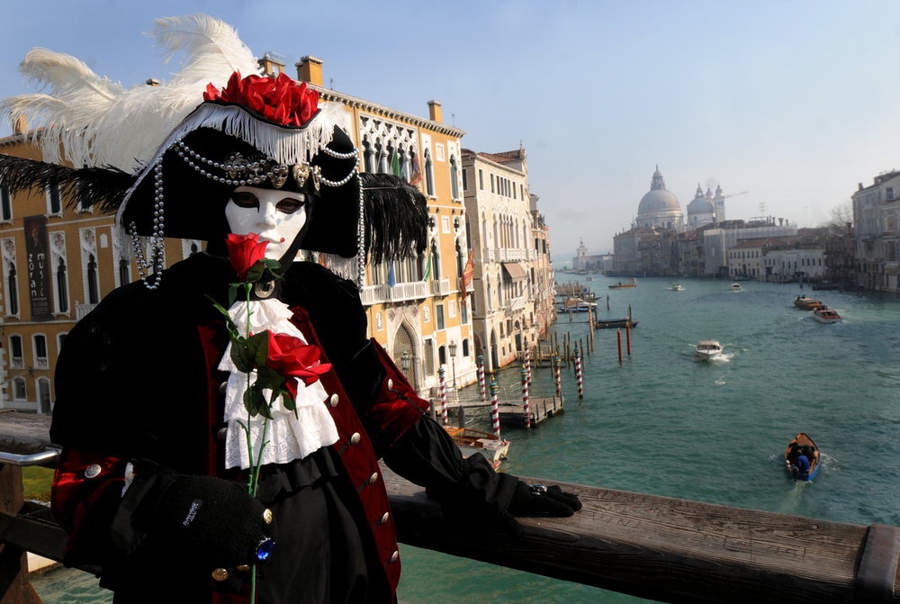 AKG4920027 Venice Carnival © Eric Vandeville / akg-images