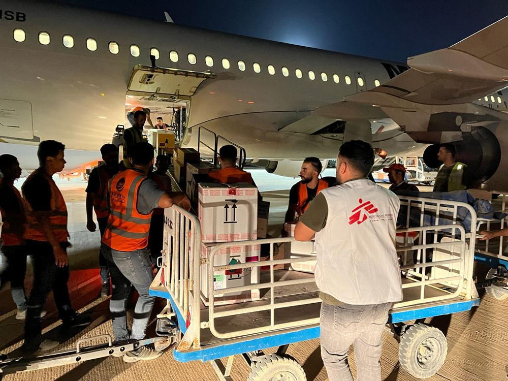 An MSF logistics coordinator is supervising the convoy of medical material to be sent in Derna, Libya. Copyright: MSF