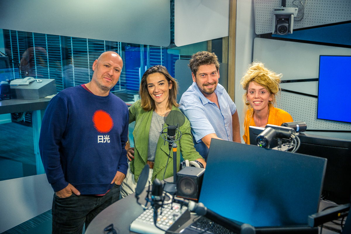 Floris Daelemans, Karolien Debecker, Vincent Byloo en Sien Wynants © Radio 1
​
