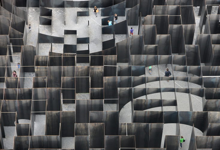 Gijs Van Vaerenbergh: Labyrint - (c) foto Filip Dujardin
