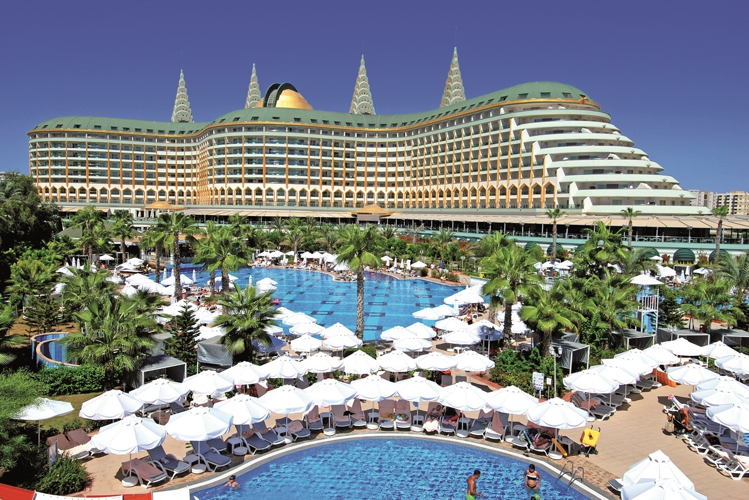Delphin Imperial