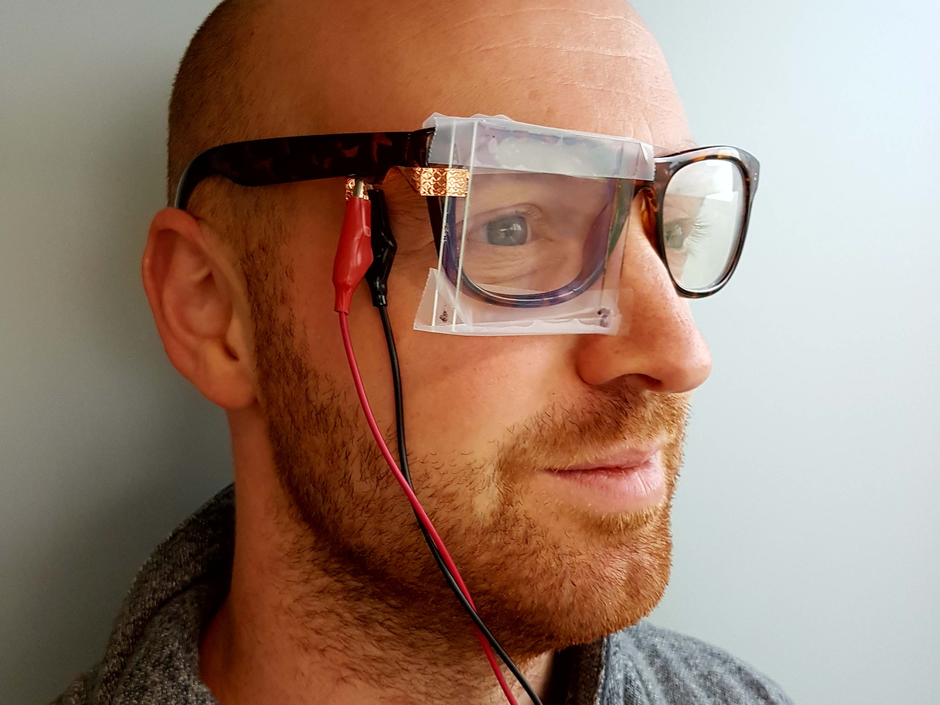 EYEco eyeCO, een spin-off van imec en de Universiteit Gent, ontwikkelt een digitale bril
