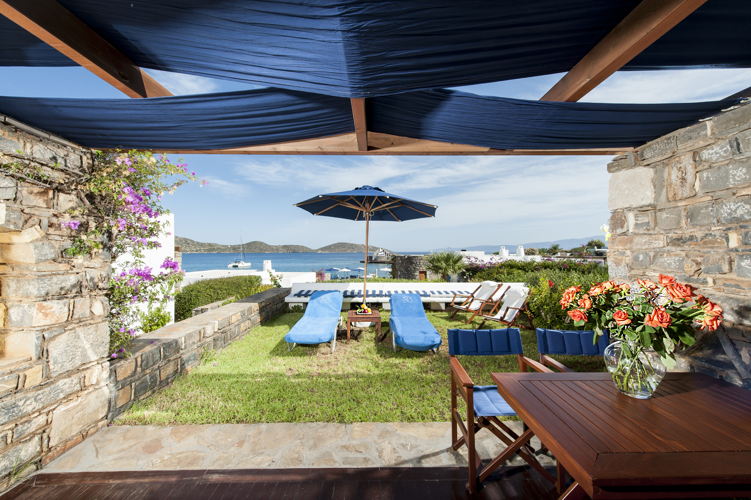 Classic Bungalow Sea View