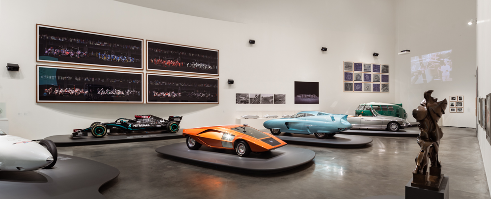 Sennheiser herättää äänet eloon Bilbaon Guggenheim-museon historiallisessa Motion. Autos, Art, Architecture -autonäyttelyssä