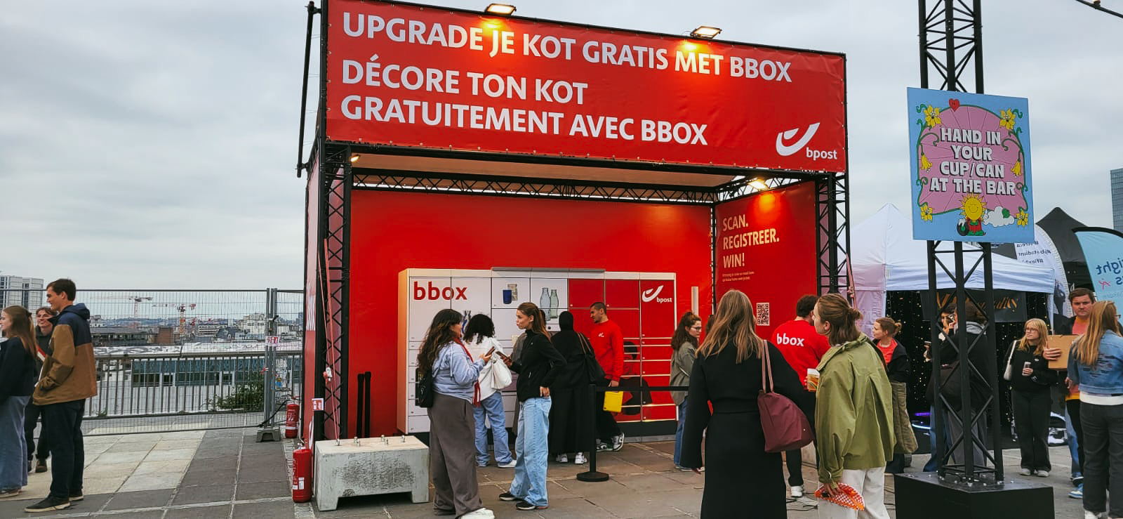bpost décore le kot des étudiants grâce à ses distributeurs bbox