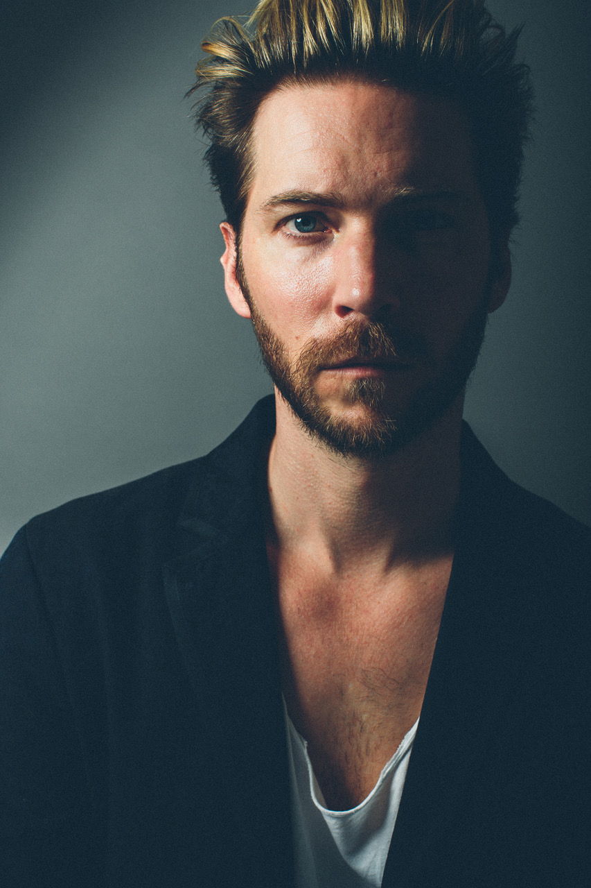 Last of Us voice actor Troy Baker promotes 'voice NFTs,' drawing ire -  Polygon