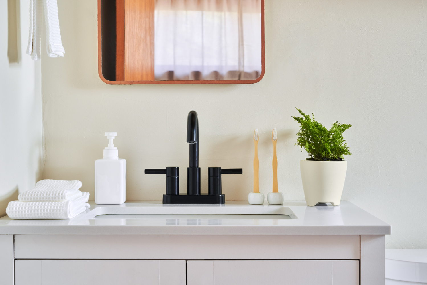 Airbnb Host Essentials by MUJI_Photo courtesy of Airbnb