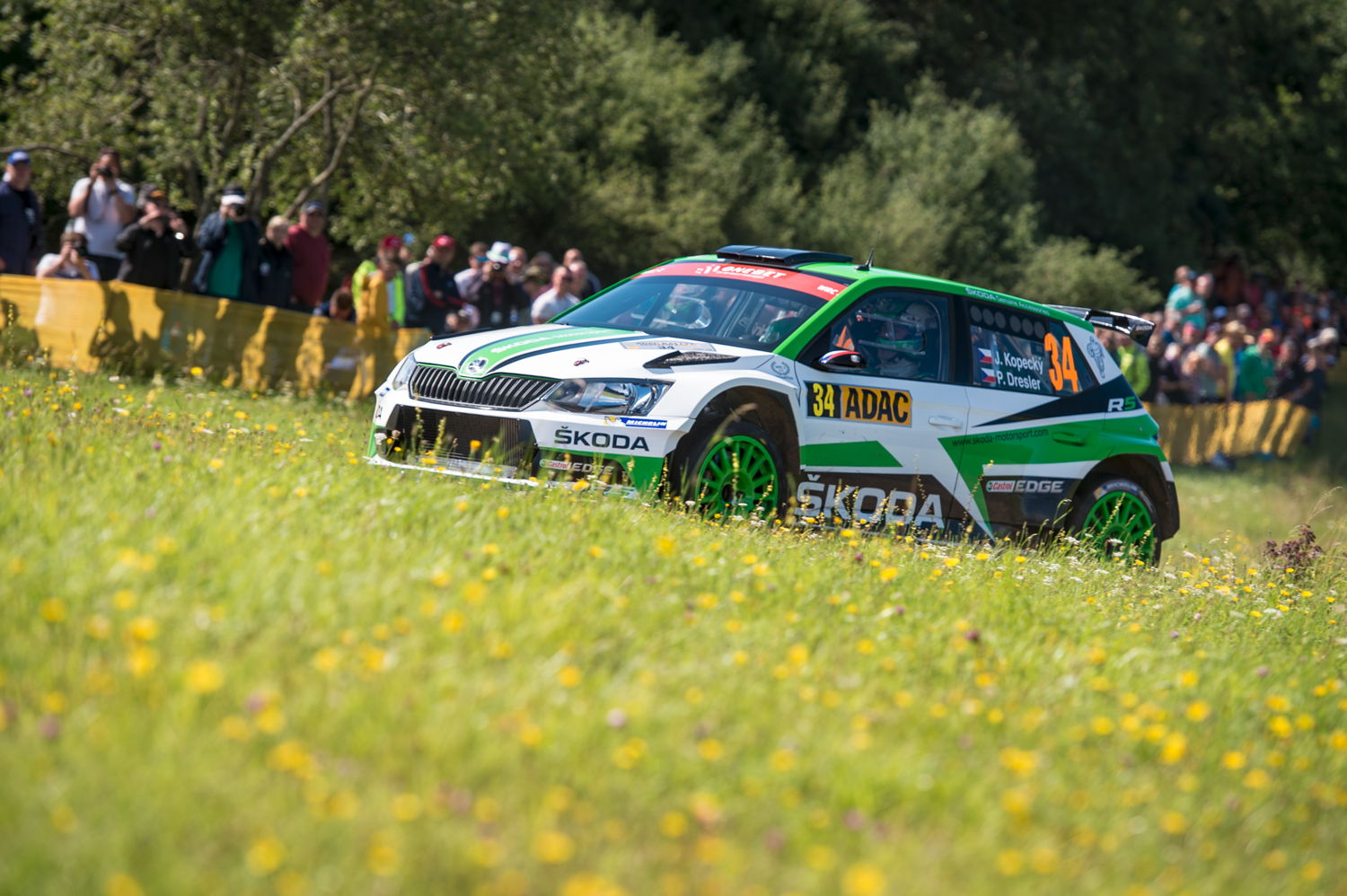 After five wins in a row at Czech Rally Championship, Jan Kopecký and Pavel Dresler (CZE/CZE), driving a ŠKODA FABIA R5, come as reigning champions to Barum Czech Rally Zlín.