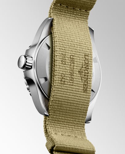 LONGINES_2023_HYDROCONQUEST_GMT_L3.790.4.66.2_A_FROM_EUR3050