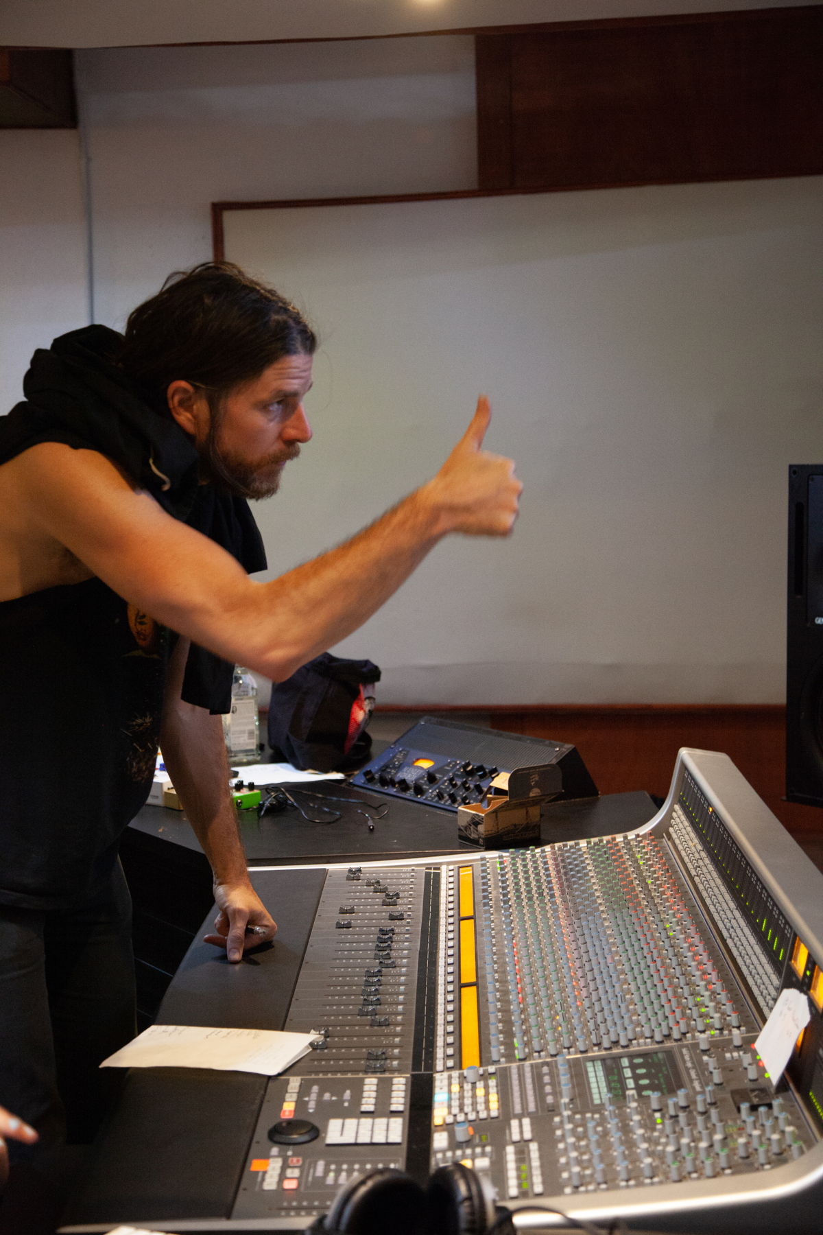 Songwriter Jonathan Wilson in the Artists Institute Control Room