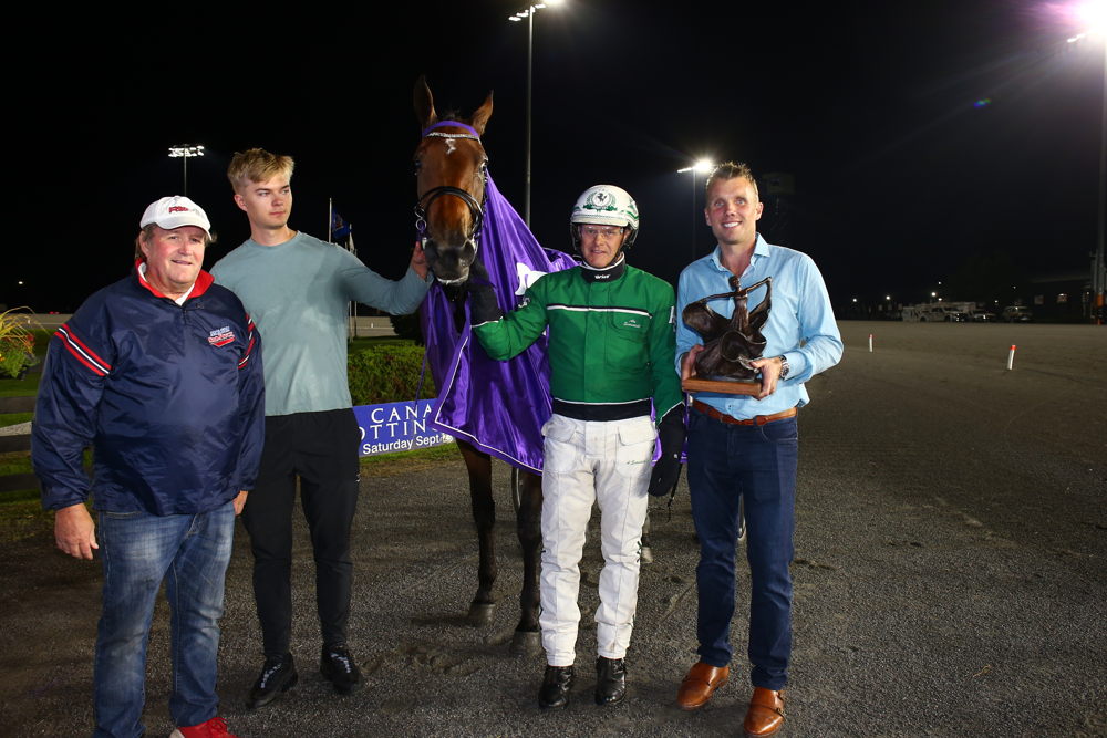 Bond and connections in the winner's circle for the  Elegantimage Final on September 23, 2023 at Woodbine Mohawk Park (New Image Media)