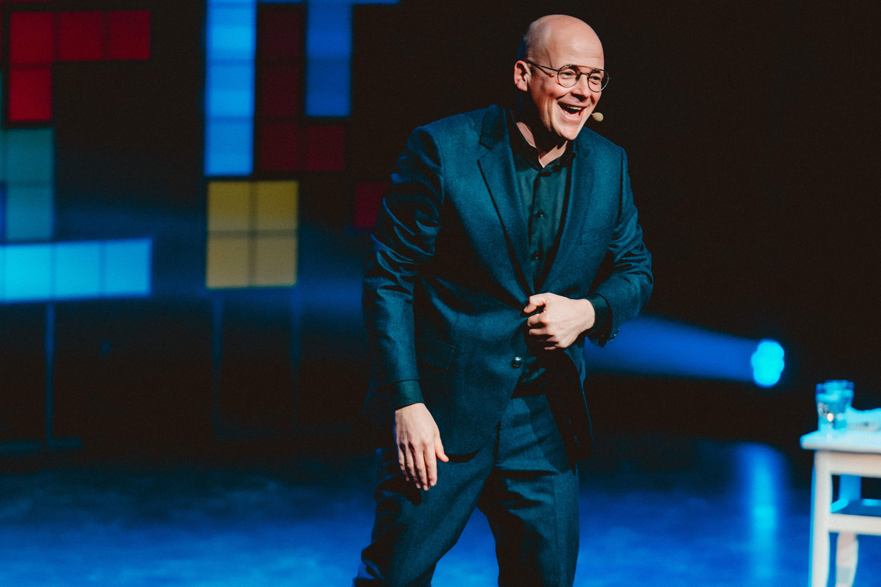 Persbericht - onder embargo | Sven de Leijer voegt extra shows toe aan tournee 'Liefde voor Publiek' in september
