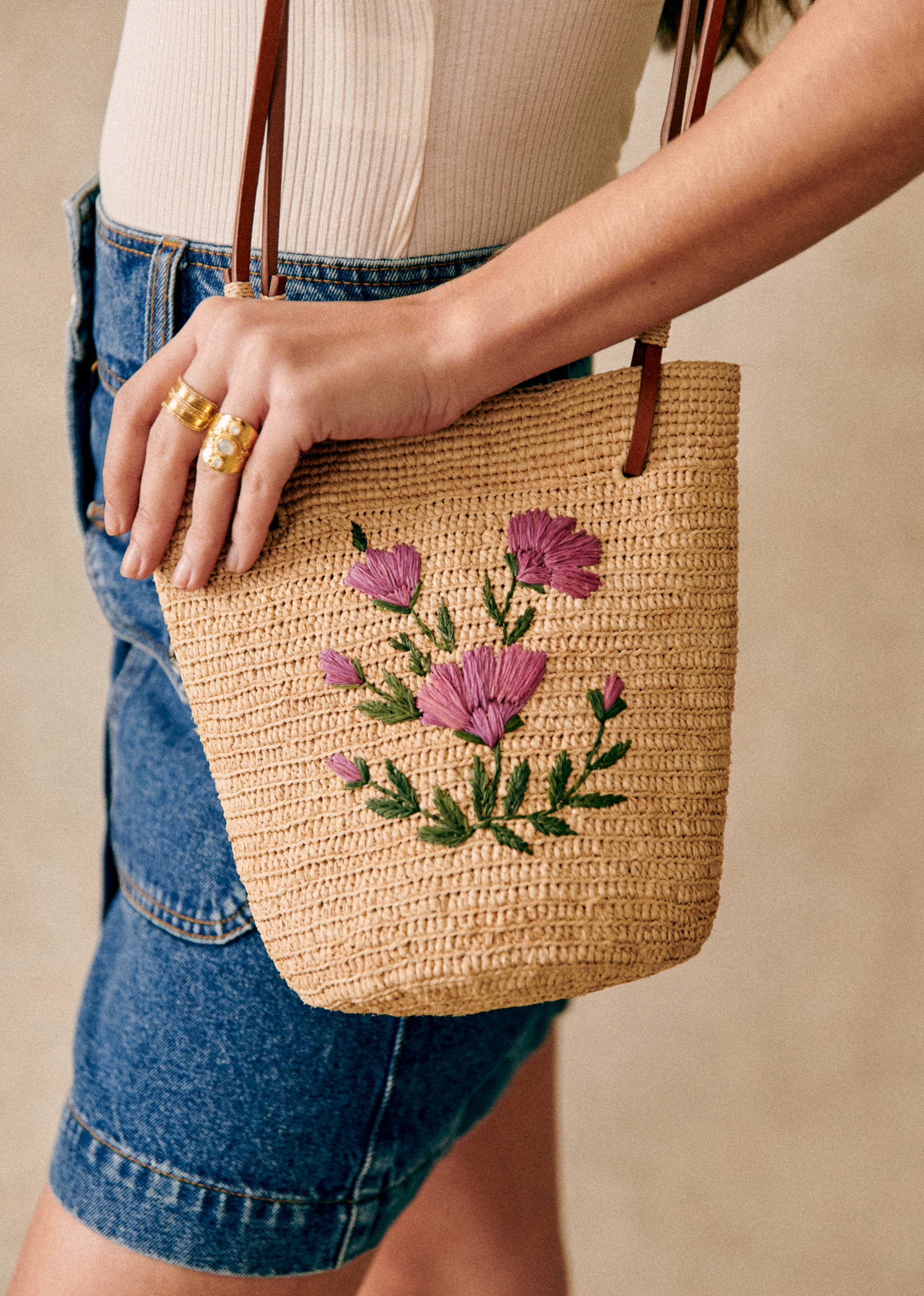 Sézane - Panier JOSIE Raphia broderie fleurs pivoine multi - 145€