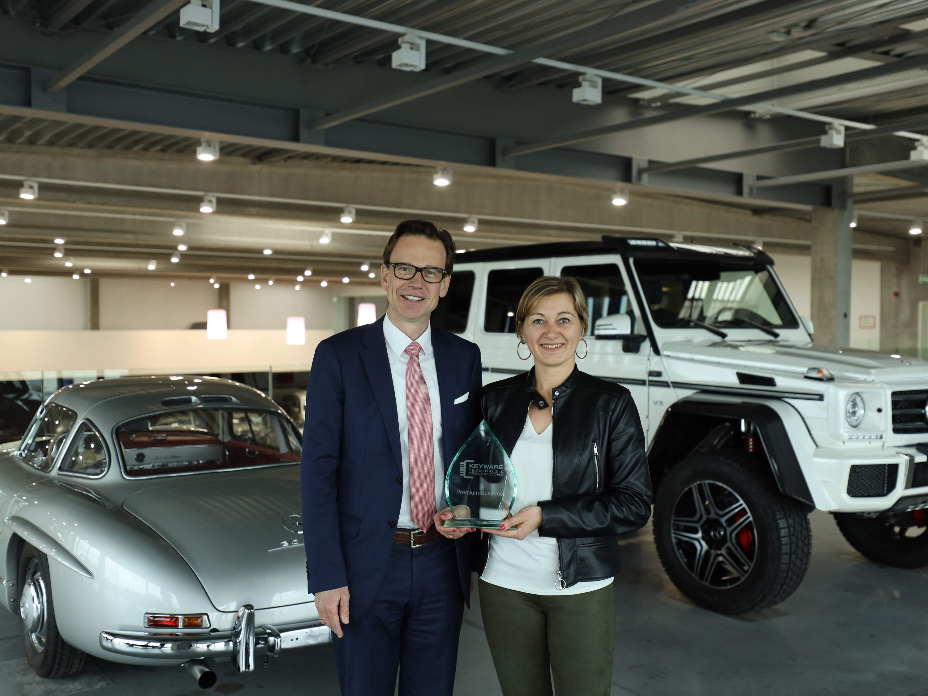 Grootste West-Vlaamse Mercedes-dealer wint award voor elektronisch betalen