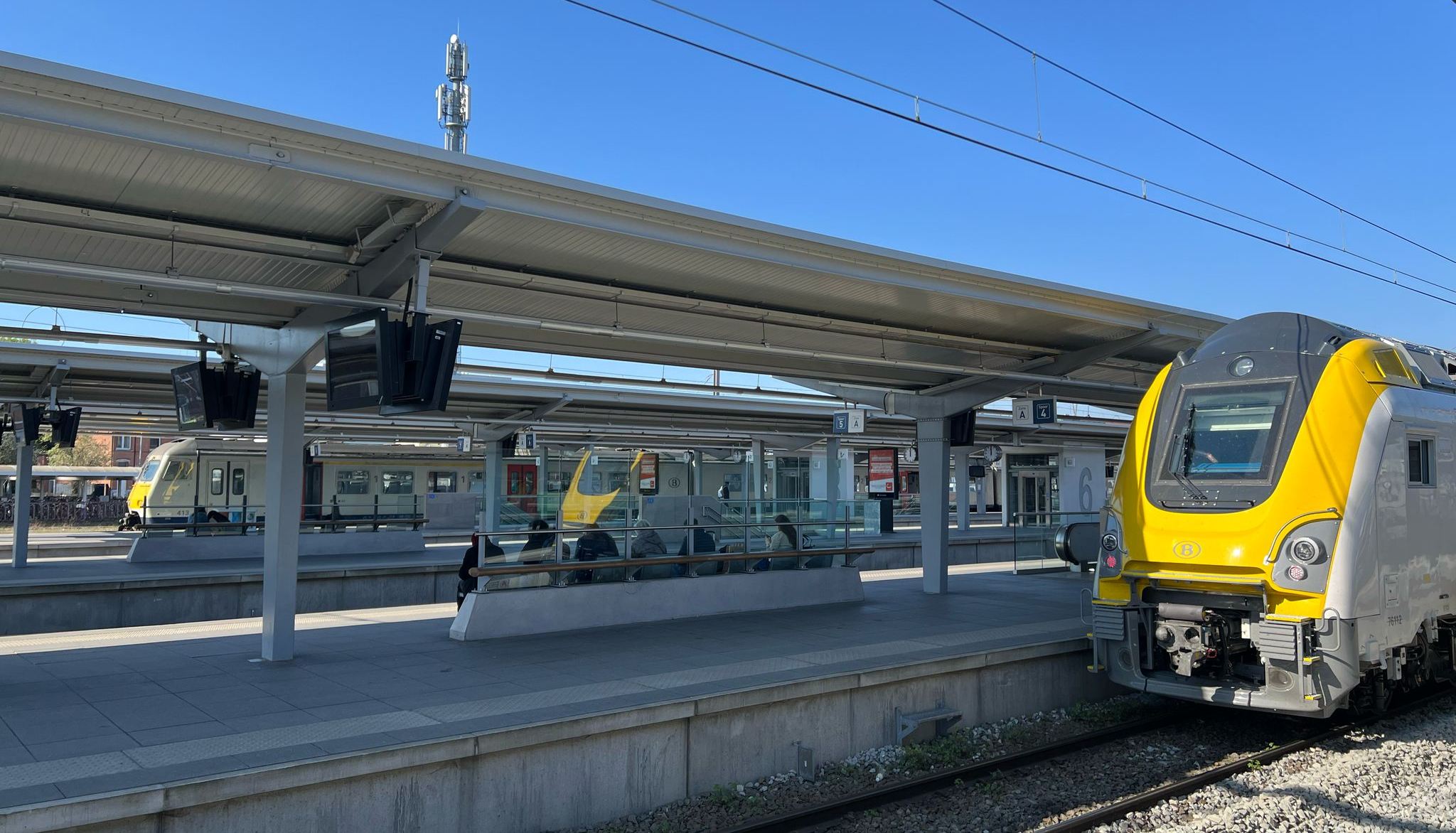 Alle vernieuwde perrons in station Hasselt vanaf maandag opnieuw in dienst