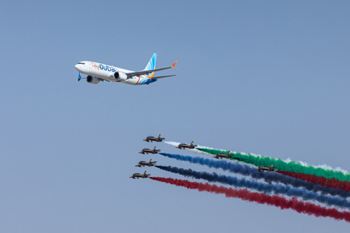 flydubai takes part in a special formation flight at the Dubai Airshow