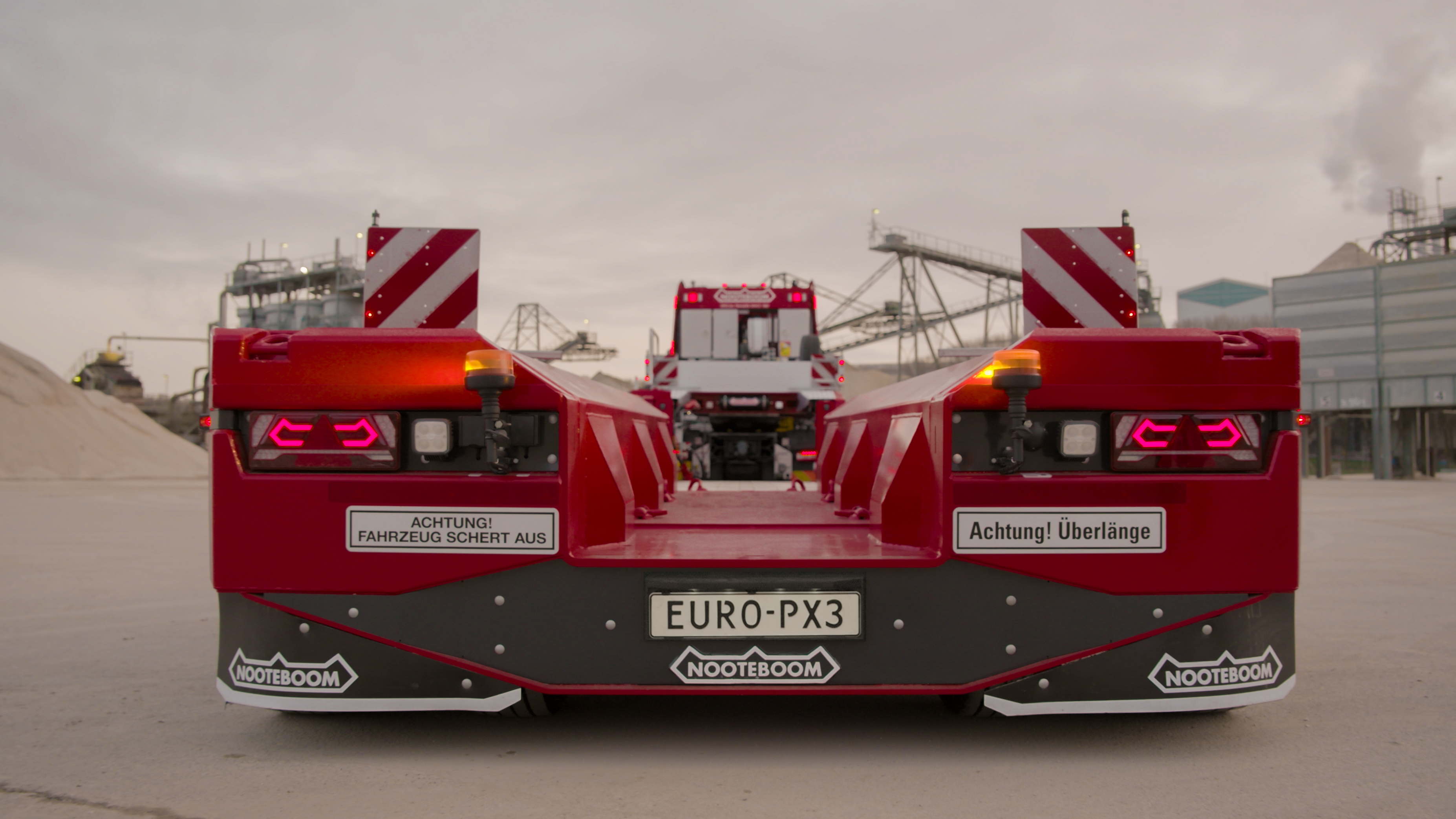 NOOTEBOOM PRESENTA EL NEW EURO-PX3: LA PRÓXIMA GENERACIÓN DE GÓNDOLAS DE CAMA BAJA REBAJADAS 