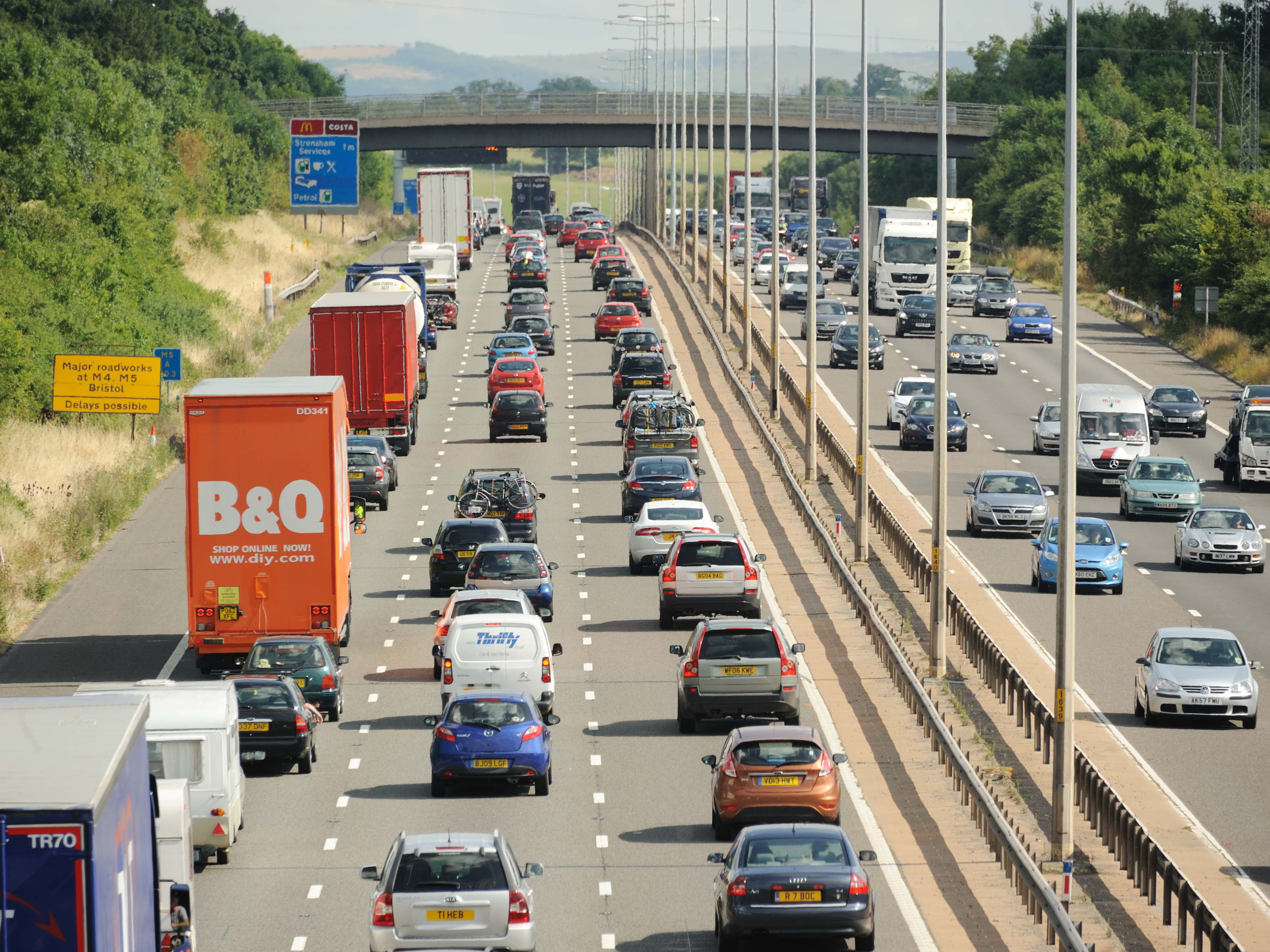 Drivers planning a million more leisure trips by car this May Day bank holiday