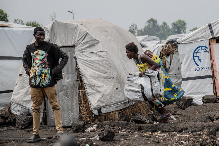 People living in camps, like Nzulo camp, are fleeing to Goma as fightings take place some kilometers away. Countries: Democratic Republic of Congo